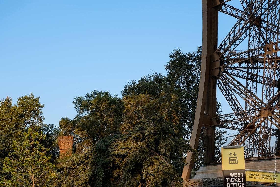 Photo de l'ancienne cheminée de la tour Eiffel